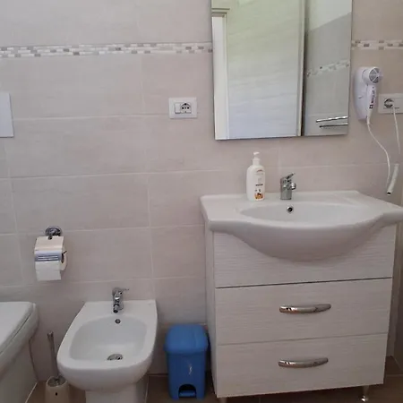 Cilento House Relax Casa Nel パリヌロ